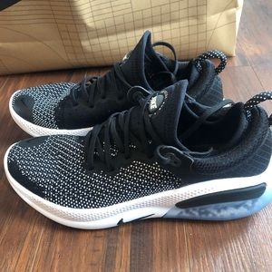 Nike Joyride! Perfect condition, only worn once. Women’s size 7.5